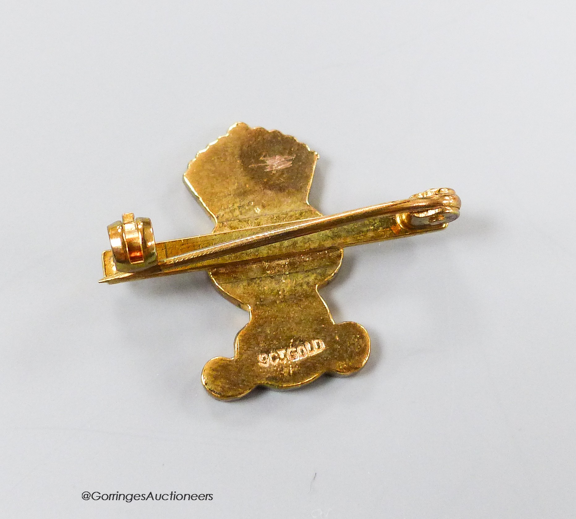 A 9ct commemorative monogram and coronet bar brooch, width 25mm, 4.3 grams.